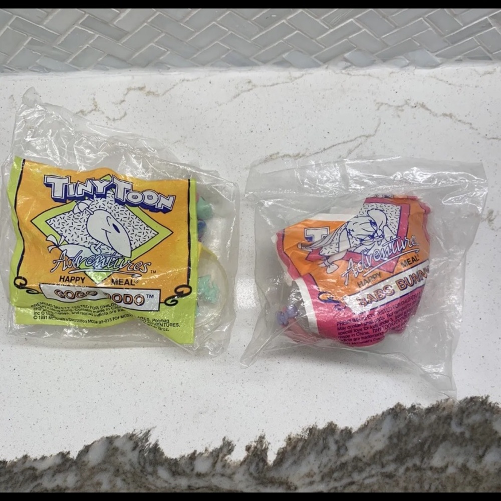 McDonald's Happy Meal 1992 Tiny Toon Adventures Toy Set 2 Wacky Rolls GOGO BABS